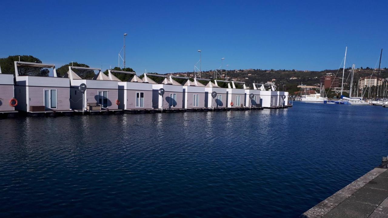 Floating House Sea Queen Portorož Buitenkant foto